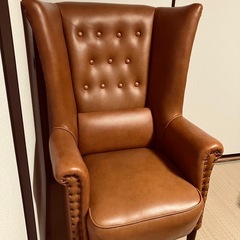 お洒落なアンティークチェアの画像