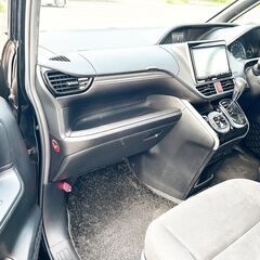 信用回復ローンは！！【審査通過実績多数】自己破産/債務整理/他社お断りされた方/お電話での仮審査/希望のお車もございます/ 【在庫番号M–464】トヨタ エスクァイア 自社ローン　リース　自社分割 　札幌在庫の画像