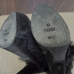 本物　美品　FENDI ファー　スエード　 ショートブーツ　36.5の画像