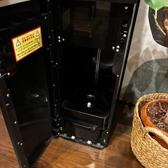 ウォーターサーバー本体 フレシャス/スラットの画像