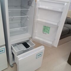 リユースのサカイ栃木店★ジモティ割あり★ Hisense 冷蔵庫 AT-RF160 162L 22年製 動作確認／クリーニング済み TC12036の画像