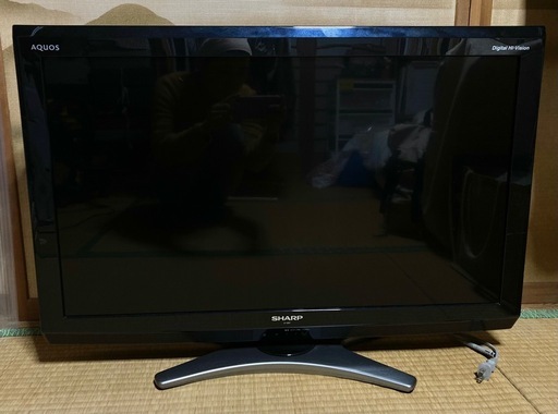 SHARP AQUOS 液晶カラーテレビ LC-32E7