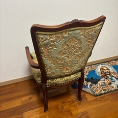 maruni マルニ木工 ダイニングチェア アンティーク 肘掛付 猫足の画像