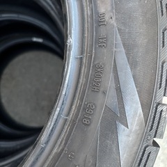 ピレリ　スタッドレスタイヤ　205/55R16　4本セットの画像