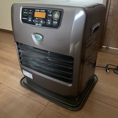 コロナストーブと自動灯油詰めセットの画像