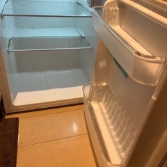 小型冷蔵庫の画像