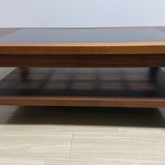 ガラス天板ローテーブルの画像