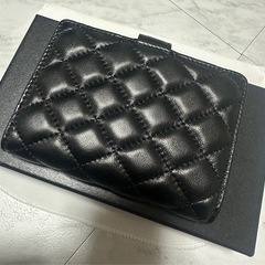 商談中【未使用品】✳︎キルティング  折りたたみ財布の画像