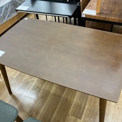 【軽トラ90分貸し出しサービス】サンウッディ　ダイニング4点セットの画像