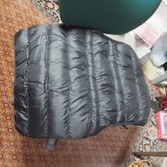 ジャンパー、未使用品、サイズL、格安、フード付きの画像