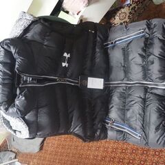 ジャンパー、未使用品、サイズL、格安、フード付きの画像