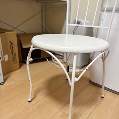 ホワイトアイアンチェア　イス（少し低めです）の画像