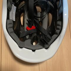 自転車用ヘルメット　白　kabutoの画像