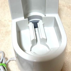 アイリスオーヤマ 加熱式加湿器 ホワイト KSHM-260RA-Wの画像