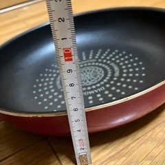 【非対面OK】テフロン加工浅型フライパン（内側キズ剥がれなく状態良好）の画像
