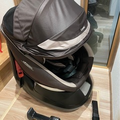 コンビ　チャイルドシートの画像