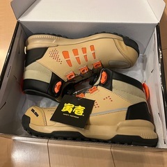 新品未使用‼️2025年秋冬新作　寅壱 トライチ　新商品 ダイヤル式ミッドカットスニーカー 0288-965 の画像