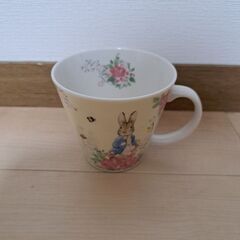 ⭐新品⭐ピーターラビット　マグカップの画像