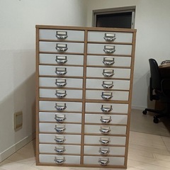 書類入れx3 
オフィス家具の画像