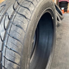 タイヤ 275/45R20の画像