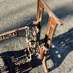 ※説明必ず読んで！【早急に引き取れる方】足踏みミシン土台・汚れサビあります・新規の方お断りの画像