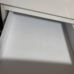 机と椅子セットの画像