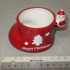 【缶ビール2本と交換可❣️】可愛い💕クリスマス 3点セット サンタのお皿 イヤーズプレート サンタカップの画像