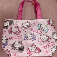 サンリオキティちゃんのトートバッグの画像