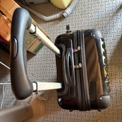 スーツケースの画像