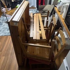 IKEAダイニングテーブルの画像