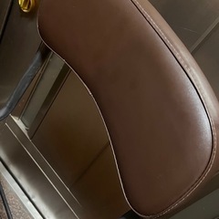 折りたたみイス 茶色 の画像