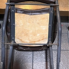 折りたたみイス 茶色 の画像