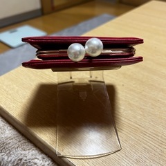 【新品未使用】パール パッチン 3つ折り 赤い財布の画像