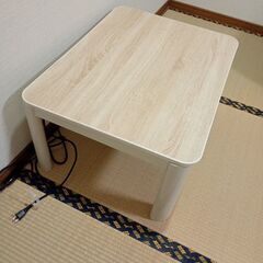 新品未使用 コタツ 白 長方形 木目調の画像