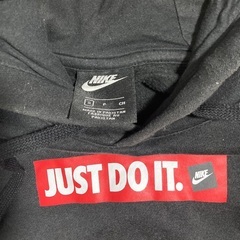 NIKE🌟パーカーSサイズの画像