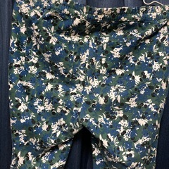 GUストレッチパンツ　レディースLサイズの画像