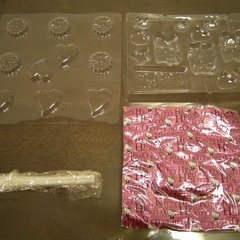 キティちゃん　お花　ハート　チョコ型　他　バレンタインの画像