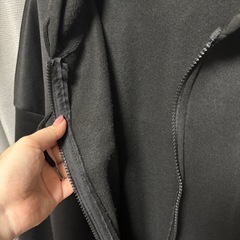 黒　ジップパーカー　XLの画像