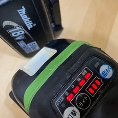 makita BL1850  バッテリー マキタ純正　２つの画像