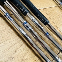 【美品】ゼクシオ　XXIO 8代目　8本アイアンセットの画像