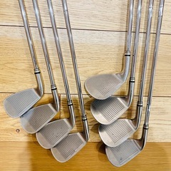 【美品】ゼクシオ　XXIO 8代目　8本アイアンセットの画像