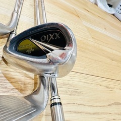 【美品】ゼクシオ　XXIO 8代目　8本アイアンセットの画像