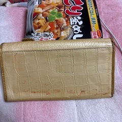 キティちゃん長財布の画像