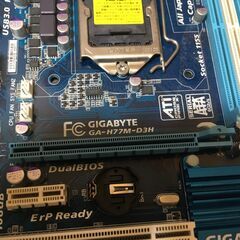 GIGABYTE GA-H77M-D3H マザーボード 【h251210016】の画像