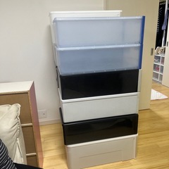 無料　プラスティック　衣装ケースの画像