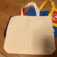 未使用。ミニタオルとバッグの画像