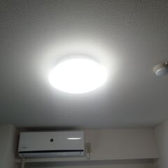 LEDシーリングライト（リモコン付き）照明の画像