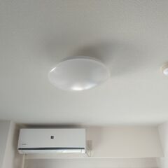 LEDシーリングライト（リモコン付き）照明の画像