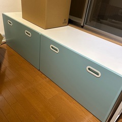 IKEA チェスト(おもちゃ収納付きベンチ)  の画像