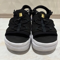 レディースエアマックスココサンダル24センチの画像